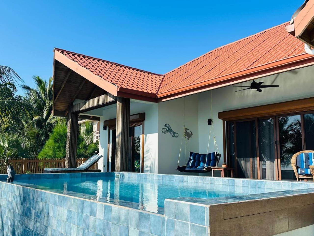 Maya Beach Hotel Bagian luar foto