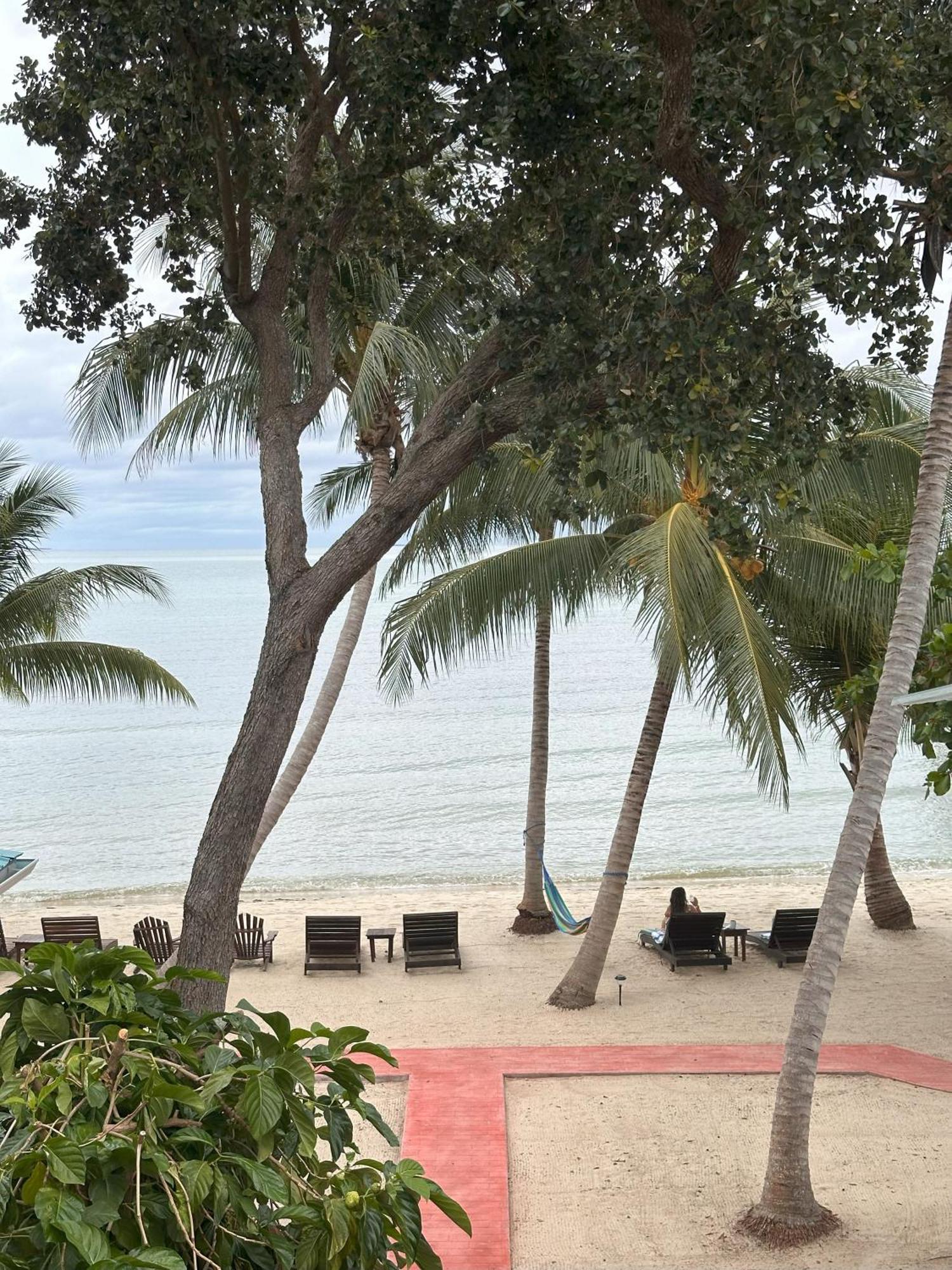 Maya Beach Hotel Bagian luar foto