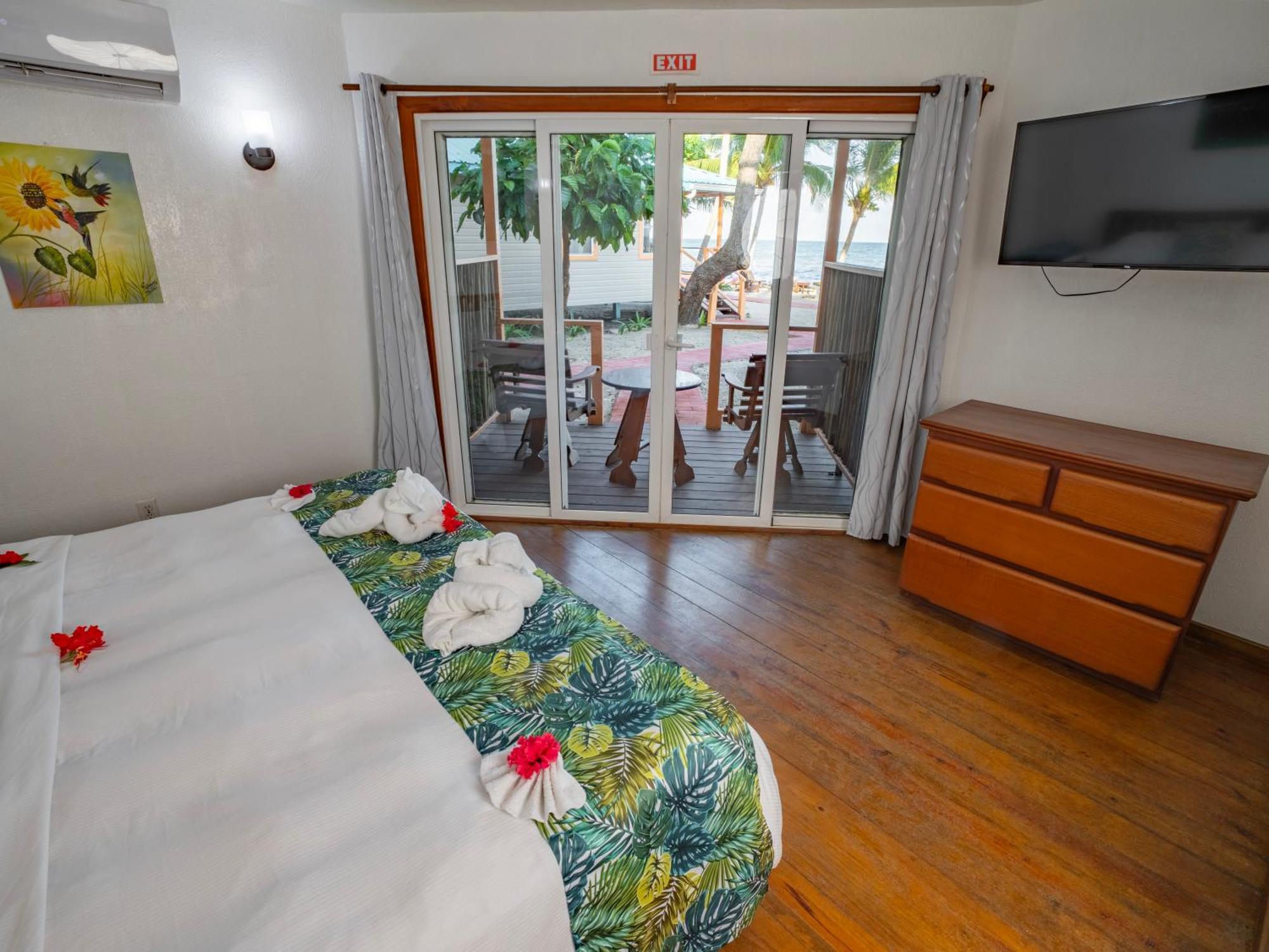 Maya Beach Hotel Bagian luar foto