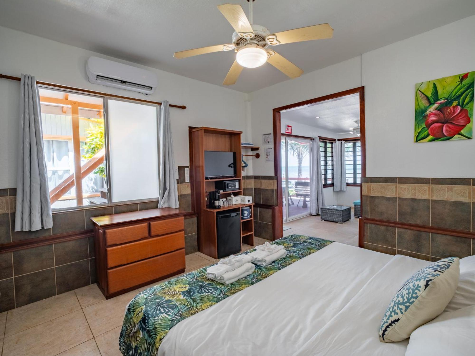 Maya Beach Hotel Bagian luar foto