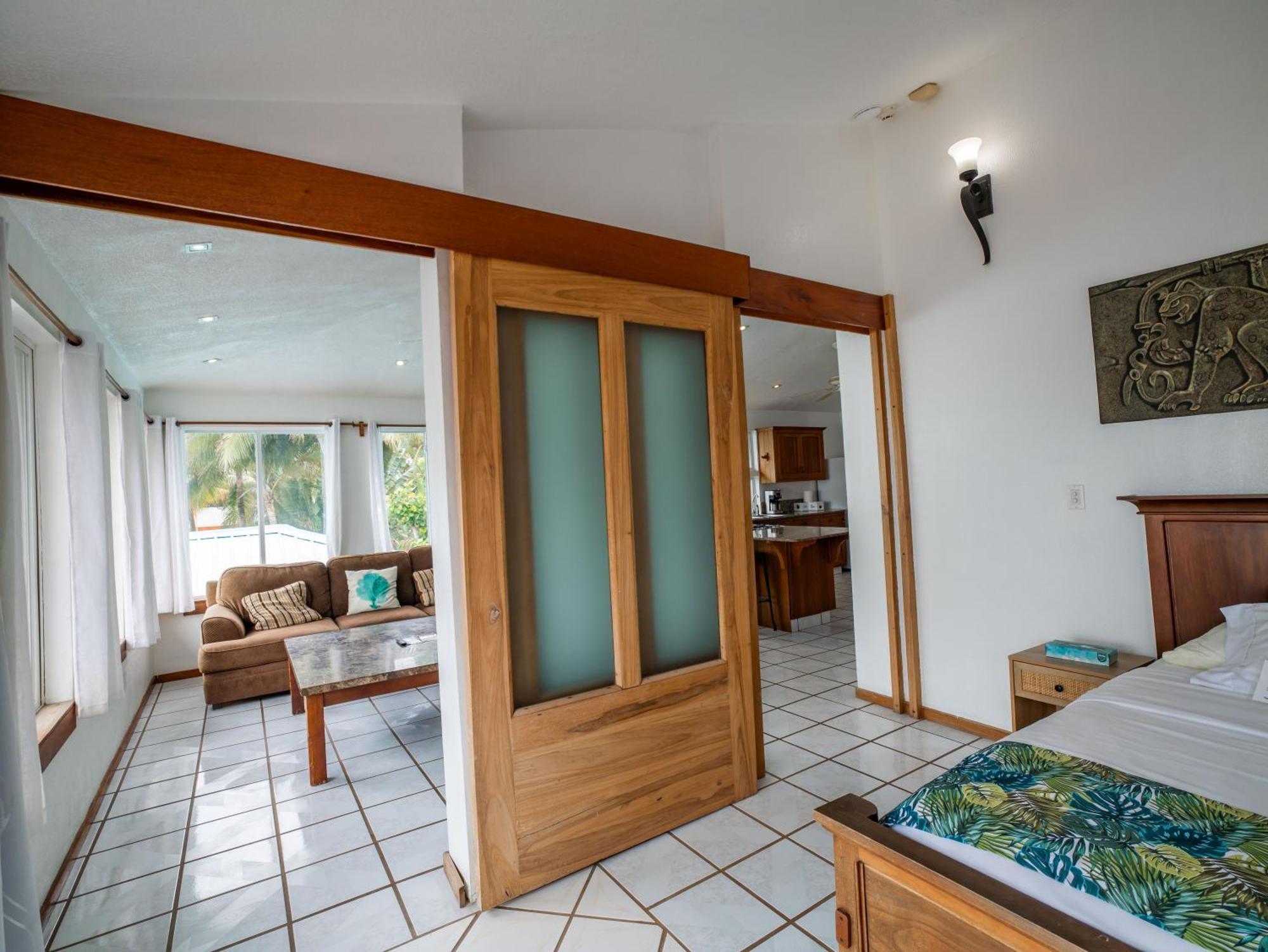 Maya Beach Hotel Bagian luar foto